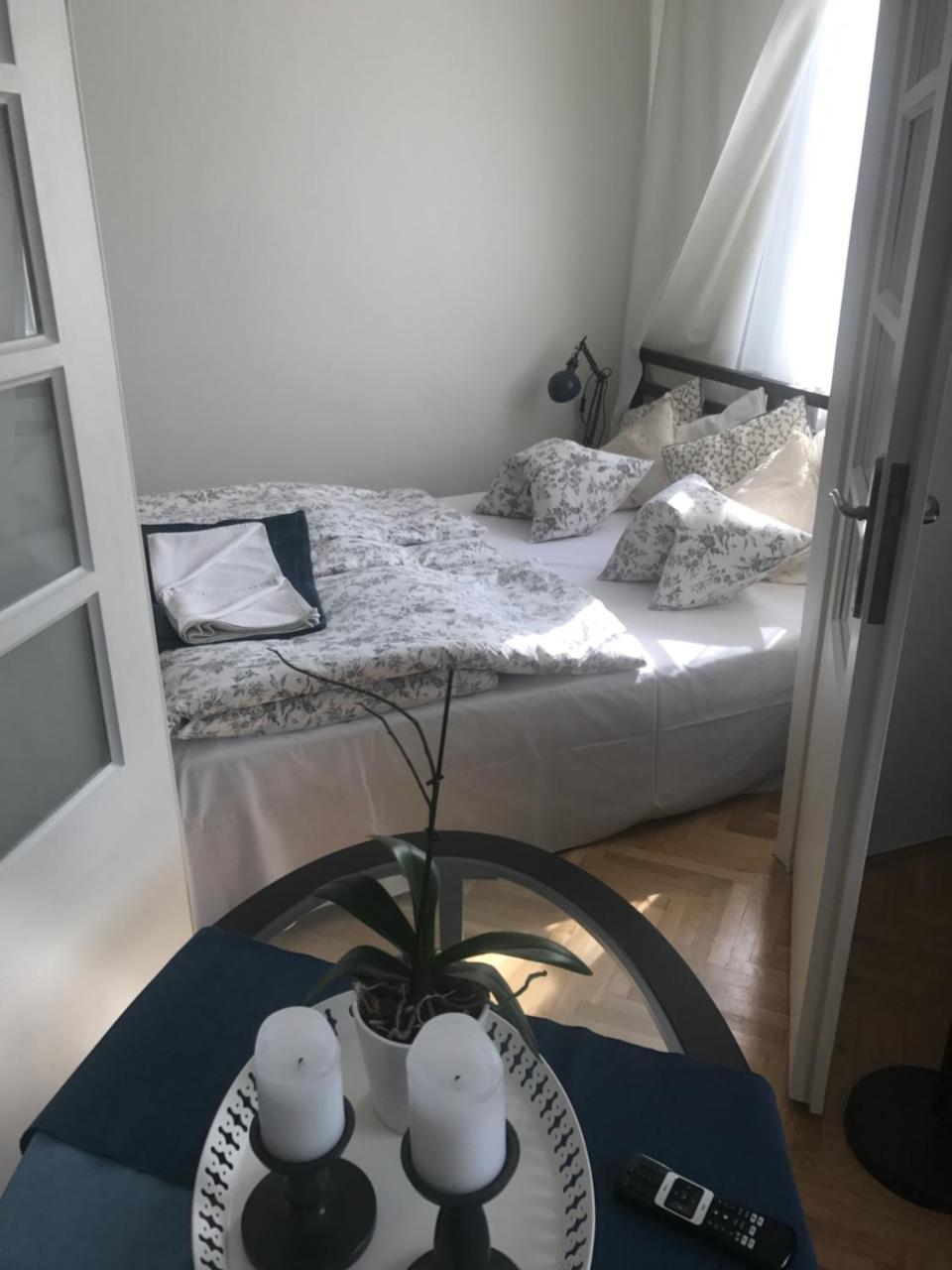 Stare Miasto Miodowa 26 Appartement Warschau Buitenkant foto